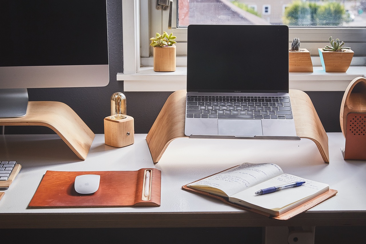 macbook, laptop, technology, software, monitor, table, office, work, business, diary, notebook, pen, software, software, software, software, software-2573421.jpg