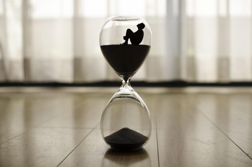 time, clock, hour, minutes, hourglass, an antique clock, pass of the time, time wins, time watch, time, time, clock, clock, clock, clock, clock-1485384.jpg